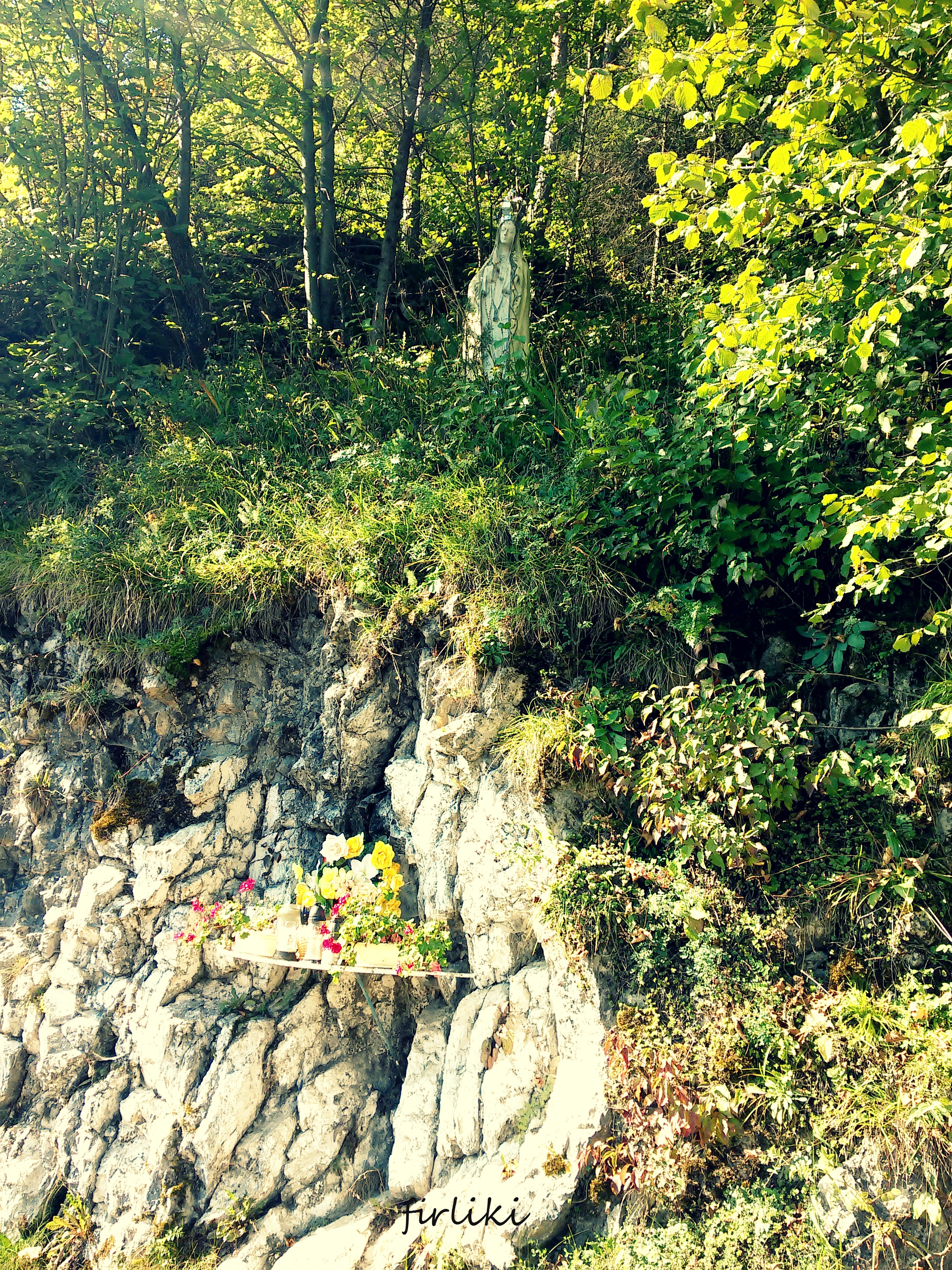 Pieniny z niemowlakiem. Św. Kinga.