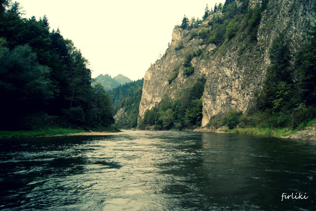 Pieniny z niemowlakiem. Spływ Dunajcem tratwą flisacką.